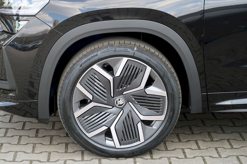 Škoda Kodiaq (2025) SportLine 2,0 TDi/110 kW DSG - fotka 31 z 32