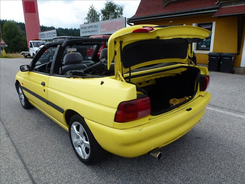 Ford Escort 1,6 16V El.střecha,klimatizace - fotka 21 z 41