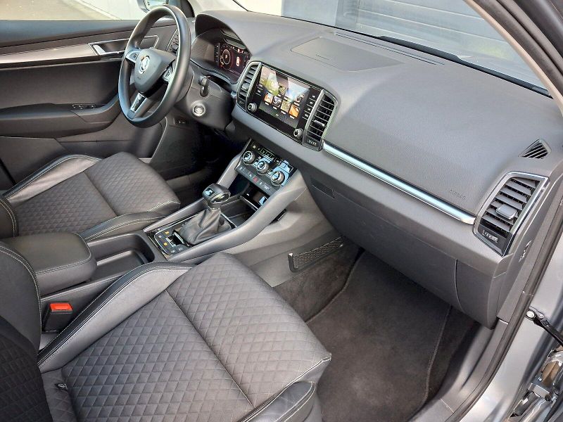 Škoda Karoq (2018) Style DSG 4x4 2,0TDi 110kW - fotka 14 z 35
