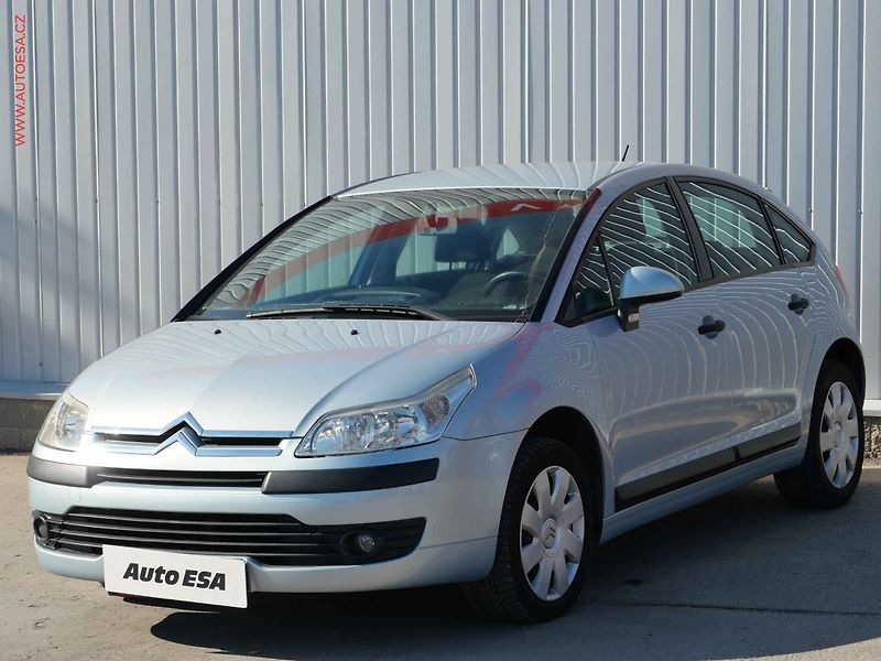 Citroën C4 (2007) 1.6 i, 2.maj,ČR, AC, temp - fotka 3 z 17