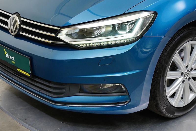 Volkswagen Touran - fotka 9 z 26