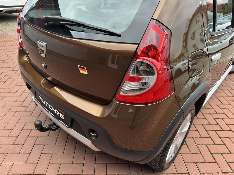 Dacia Sandero (2012) 1.6i LPG Klima Tažné Zař. - fotka 41 z 49
