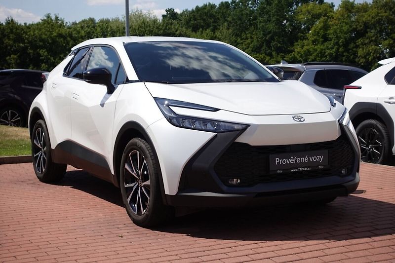 Toyota C-HR 2,0 PHEV Plug-in Style - fotka 3 z 33