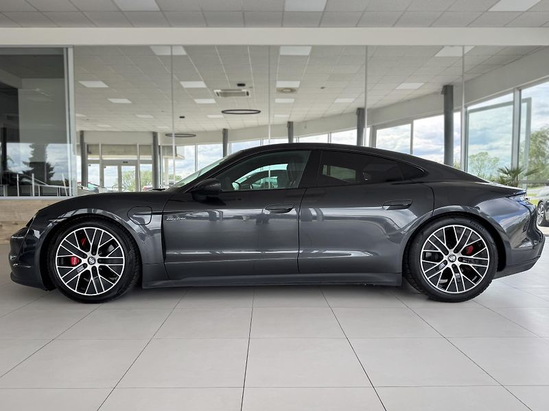 Porsche Taycan 4S Performance*Panorama*DPH - fotka 8 z 41
