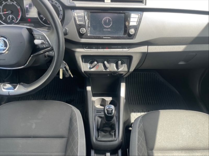 Škoda Fabia 1,0 TSI 70 Ambition 5d - fotka 10 z 11