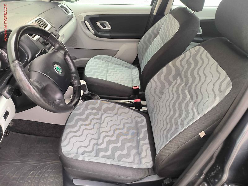 Škoda Fabia (2008) 1.2i, ČR, Ambiente - fotka 9 z 14