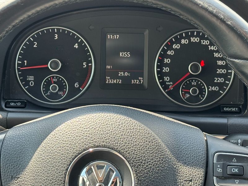 Volkswagen Touran (2014) SKY 1.6 TDI 77kW - fotka 18 z 46