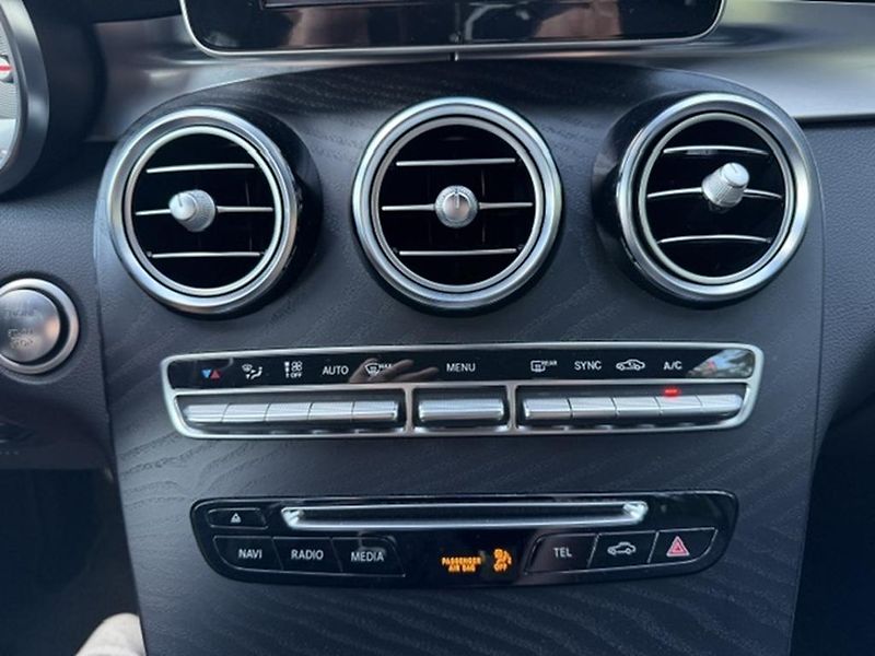 Mercedes-Benz GLC 250d 4MATIC, AMG PAKET, ČR - fotka 26 z 39