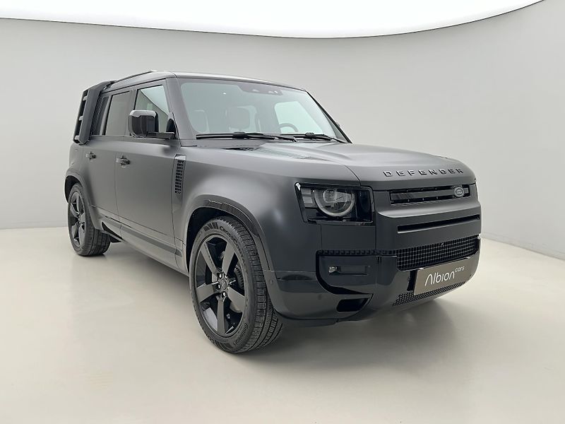 Land Rover Defender 110 D350 X-DYNAMIC HSE 1. maj. - fotka 8 z 50