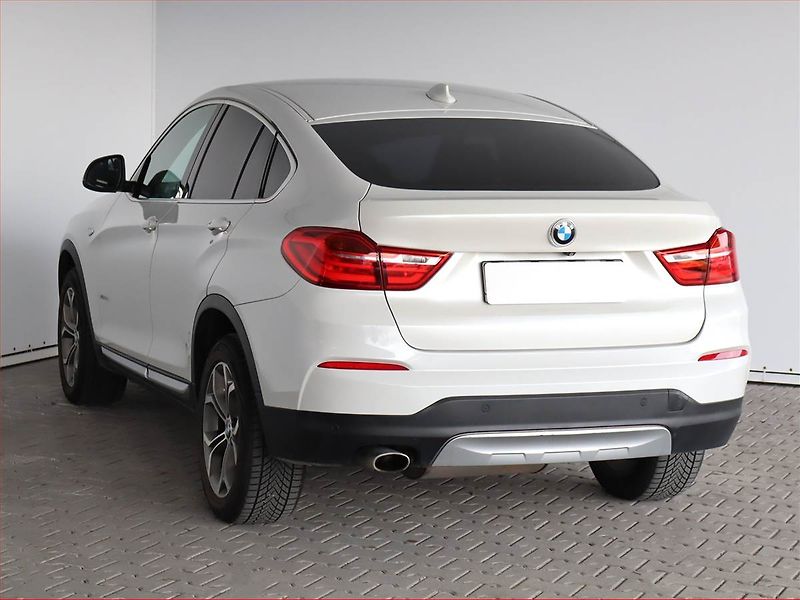 BMW X4 (2017) xDrive20d, 4X4, Automat - fotka 4 z 22
