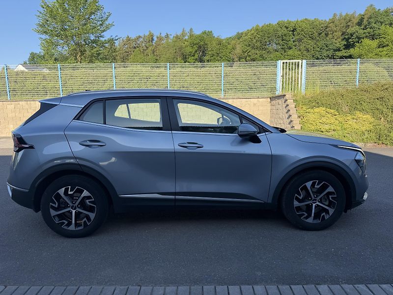 Kia Sportage 1.6 T-GDI 118KW automat navi - fotka 2 z 23