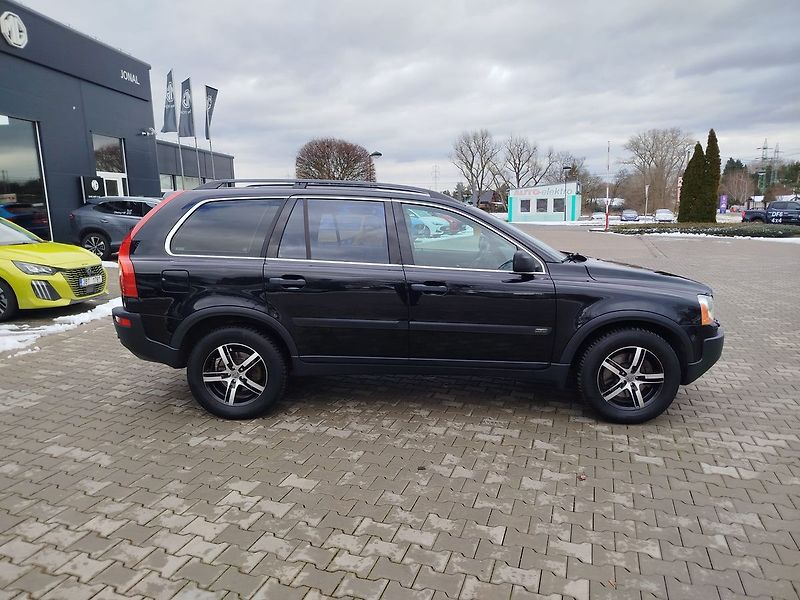 Volvo XC90 - fotka 13 z 28