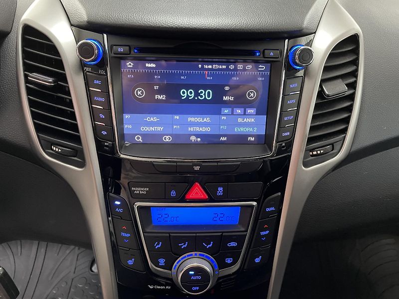 Hyundai i30 1.6 i 16V ČR SERVISKA DIGIAC  - fotka 25 z 26