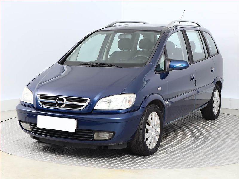 Opel Zafira (2005) 1.8 16V, 7 míst, po STK, Tažné - fotka 2 z 10
