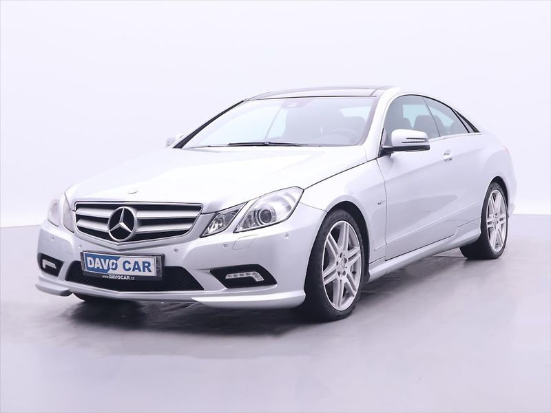 Mercedes-Benz Třídy E 3,0 350CDI 170kW Aut. Elegance - fotka 3 z 37