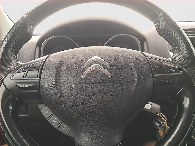 Citroën C4 Aircross (2014) 1.6 HDi, Serv.kniha - fotka 16 z 17