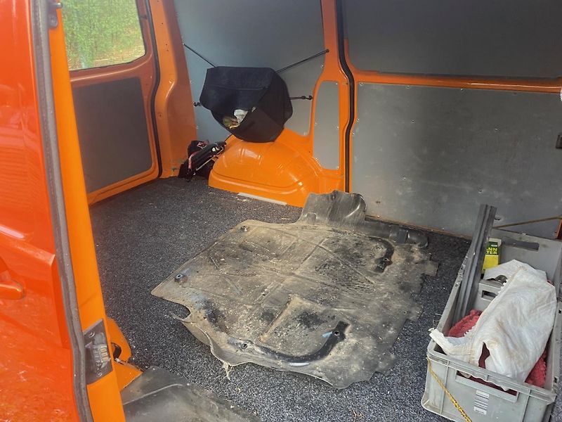 Volkswagen Transporter (2010) 2Xšoupačky,vada motoru - fotka 6 z 12