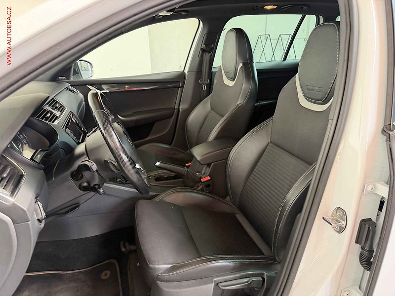 Škoda Octavia (2015) 2.0TDi, DSG, navi, bixen - fotka 9 z 17