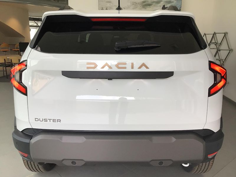 Dacia Duster (2026) 1.8 HYBRID MAX. EXTREM AKCE  - fotka 10 z 15