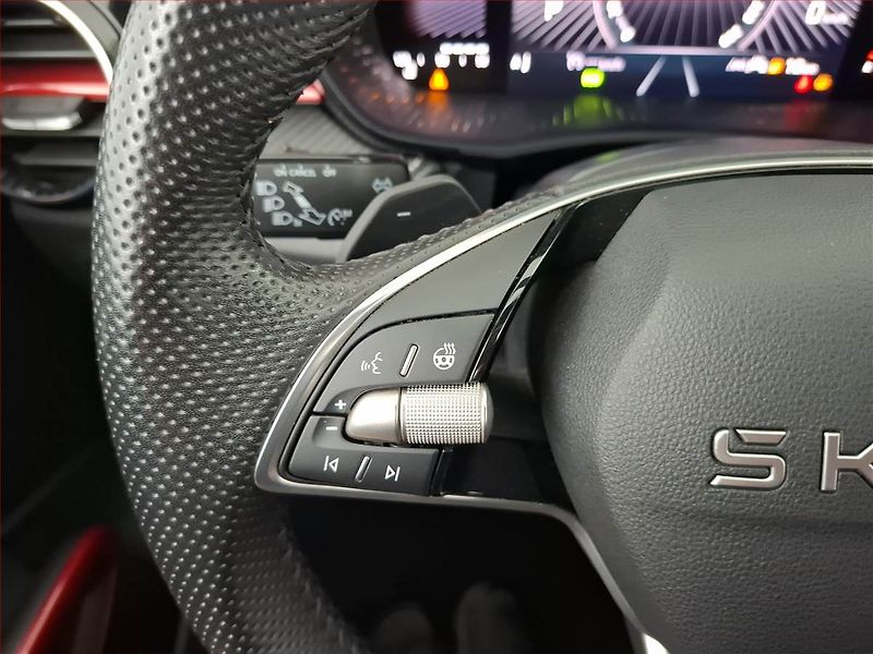 Škoda Fabia (2025) 1.0 TSI, Monte Carlo, FullLed - fotka 18 z 22