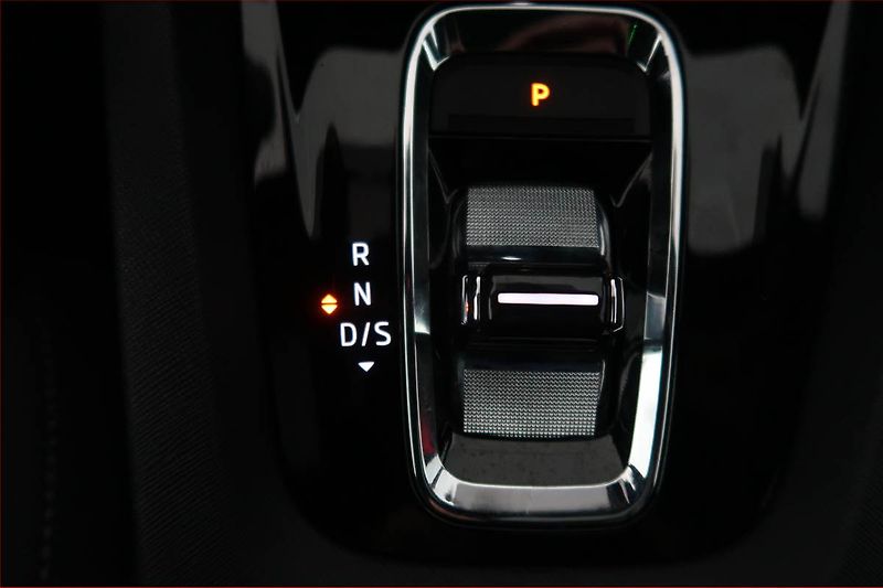 Škoda Octavia (2023) Sportline 2.0 TDI - fotka 13 z 20