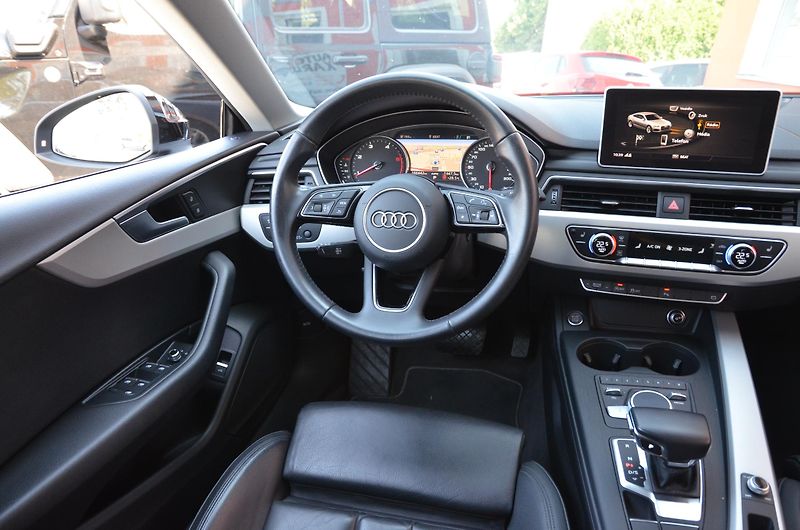 Audi A5 (2019) 2.0 TDi 140kW AT / Bi-XENON - fotka 17 z 36