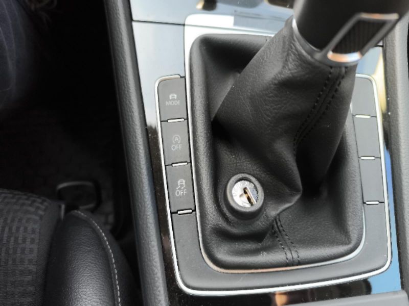 Volkswagen Golf 2.0 TDi 4x4 - fotka 20 z 25