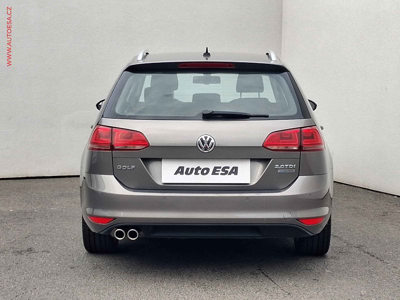Volkswagen Golf (2014) 2.0TDi, Highline, navi - fotka 5 z 18