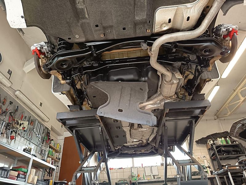 Chrysler Pacifica (2022) 3,6L V6,Top výbava, REZERVACE - fotka 45 z 50