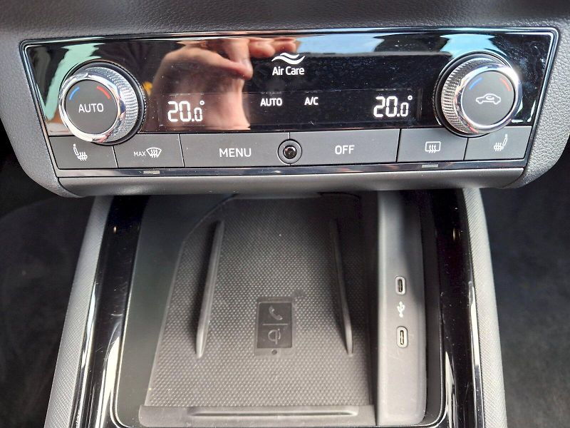 Škoda Kamiq (2024) Monte Carlo DSG 1,0TSi 81kW - fotka 31 z 35