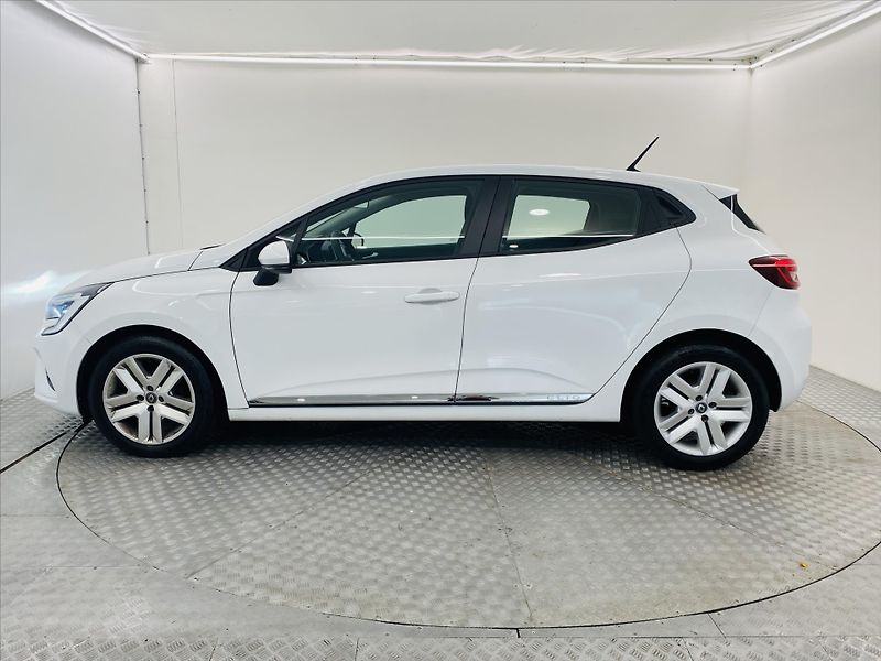 Renault Clio 1,0 TCe 74kw LED 1. maj. ČR - fotka 3 z 26