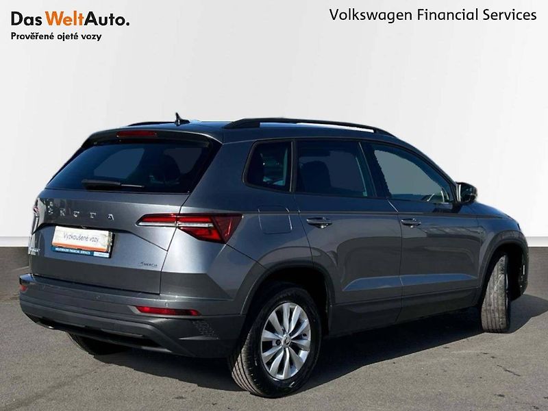 Škoda Karoq (2024) Fresh 1.5 TSI DSG - fotka 2 z 20