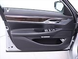 BMW Řada 7 3,0 740d 235kW xDrive LED - náhled 11