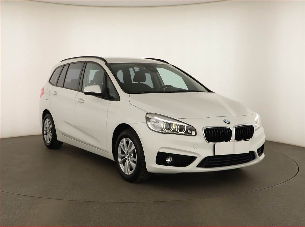 BMW Řada 2 Advantage 218d Gran Tourer