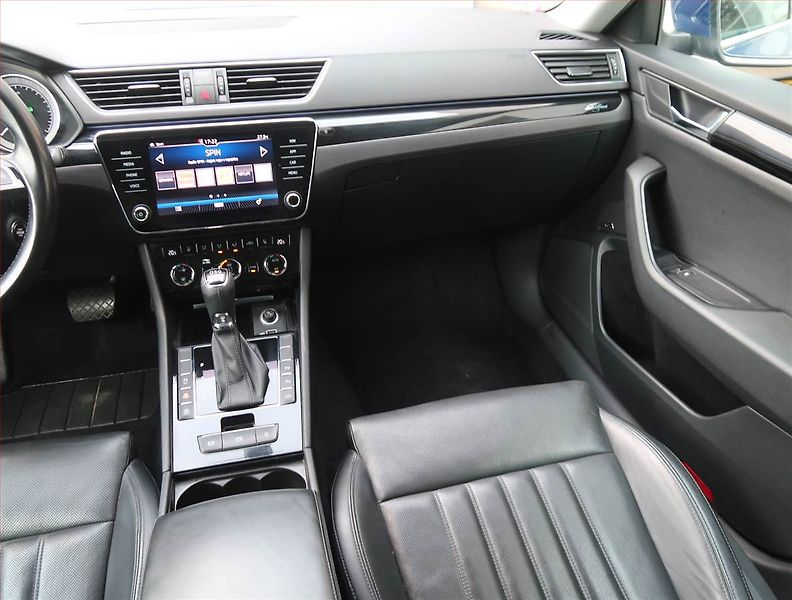 Hyundai Bayon (2021) Smart Climate 1.0 T-GDI MHEV - fotka 8 z 16