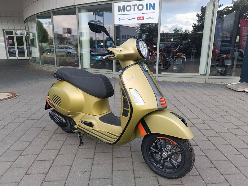 Vespa GTS 125 Super (2025) Sport Verde Ambizioso matt - fotografie inzerátu