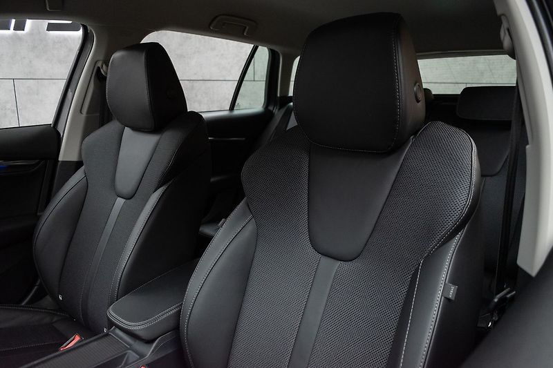 Škoda Octavia 2.0 TDI STYLE*KESSY*DPH*ČR 1.M - fotka 15 z 41