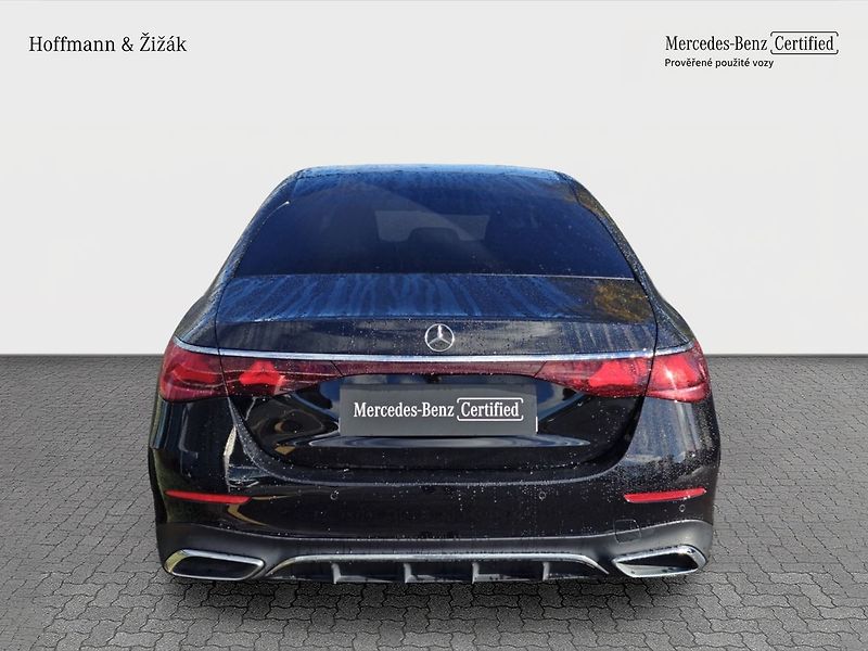 Mercedes-Benz Třídy E E 220 d AMG 4MATIC - fotka 6 z 22