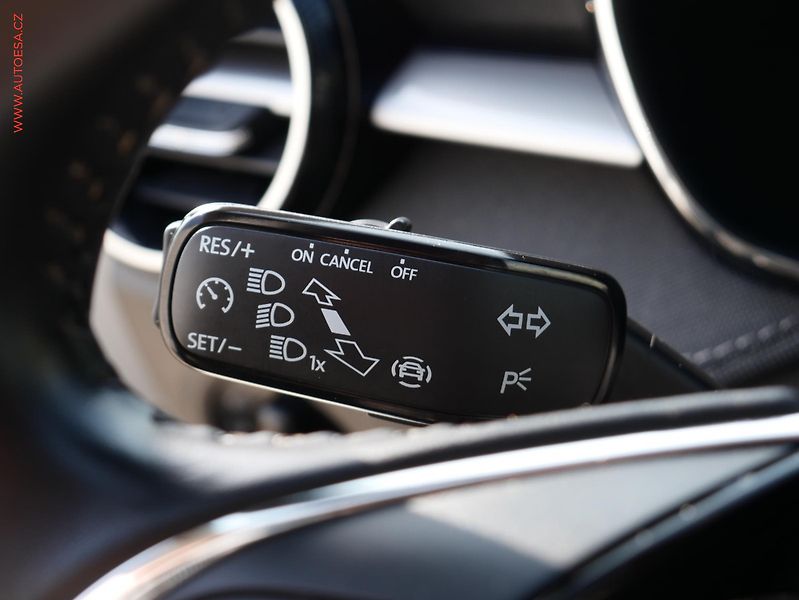 Škoda Fabia (2021) 1.0TSi, 2.maj,ČR, Style, LED - fotka 15 z 18