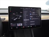 Tesla Model Y (2022) Long Range AWD 79kWh, SoH 89% - náhled 24