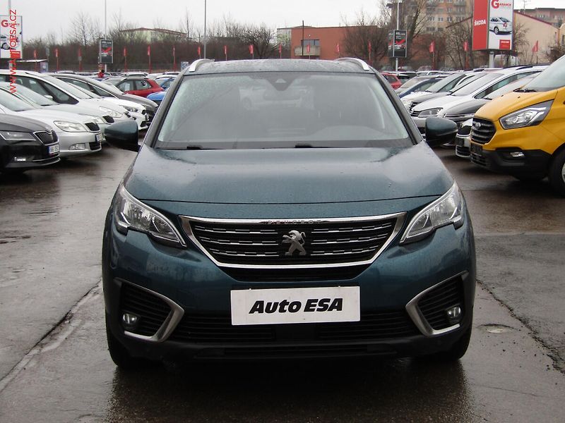 Peugeot 5008 (2019) 1.5 HDi, Allure, TZ, navi - fotka 2 z 21