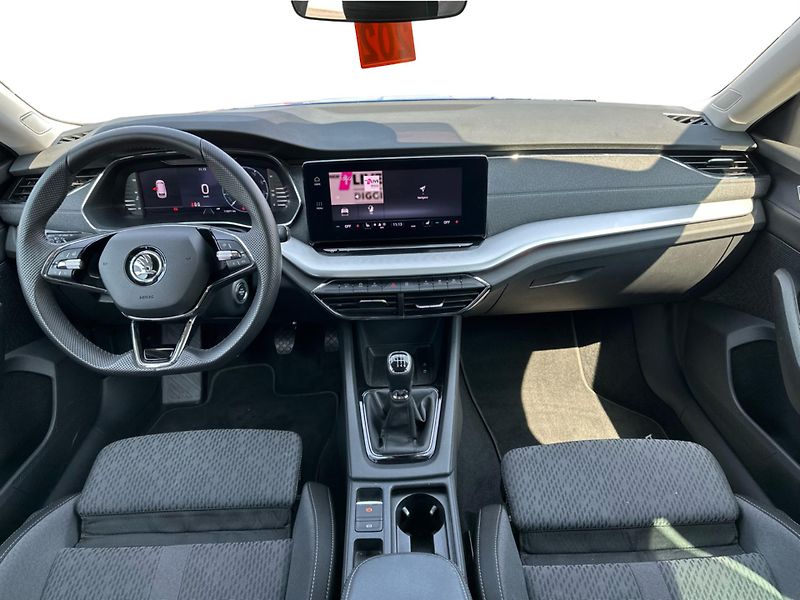 Škoda Octavia 2,0 TDI Style - fotka 10 z 22