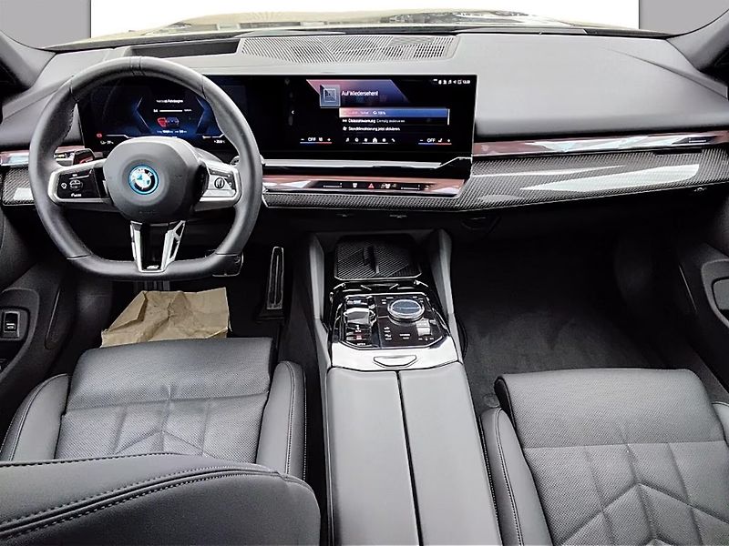 BMW i5 xDrive40 M-Sport HuD 360 Venti - fotka 14 z 20