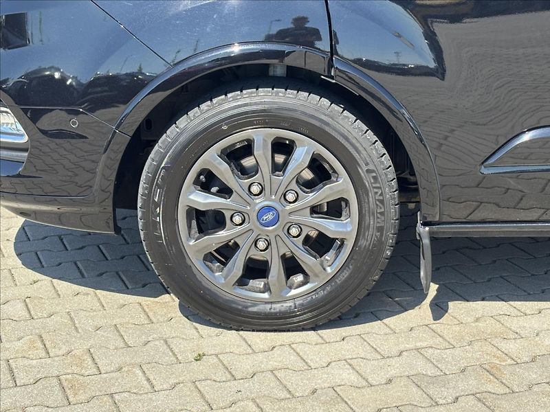 Ford Tourneo Custom 2,0 136kW TitaniumX L2 Webasto - fotka 10 z 36