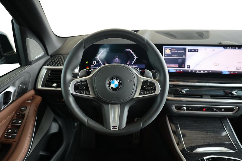 BMW X5 xDrive30d - fotka 31 z 33