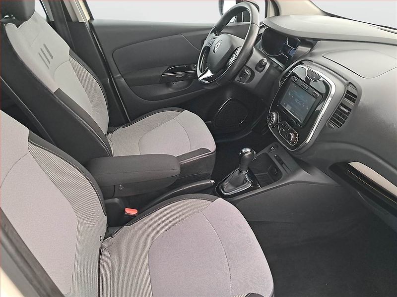Renault Captur (2015) 1.2 TCe, Automat, Navi - fotka 9 z 18