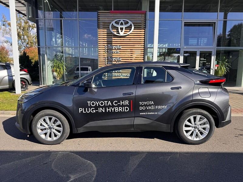 Toyota C-HR 2.0 Comfort, Plug-in hybrid - fotka 5 z 13