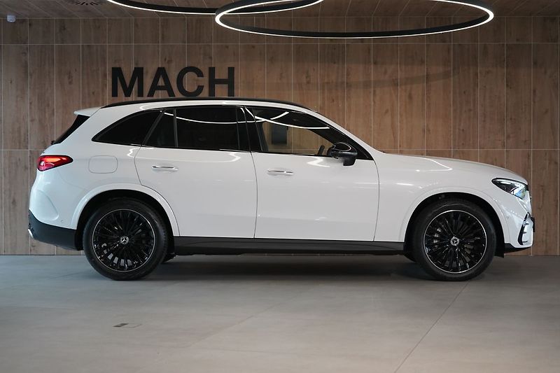Mercedes-Benz GLC 220d 4M AMG, Nezávislé, Tažné - fotka 6 z 50