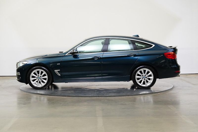 BMW Řada 3 - fotka 3 z 28