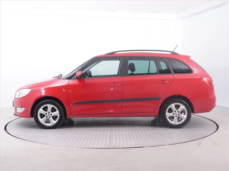Škoda Fabia (2014) 1.6 TDI - fotka 3 z 16